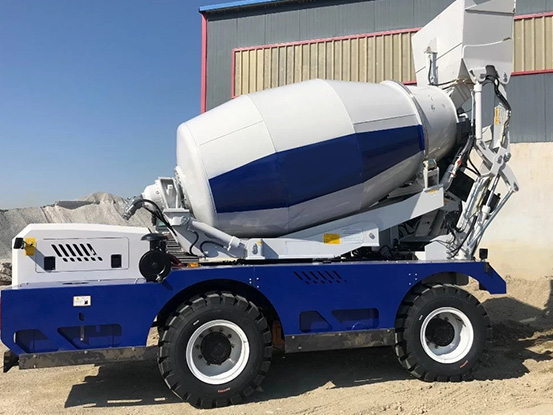 The-self-loading-concrete-mixer-truck2.jpg